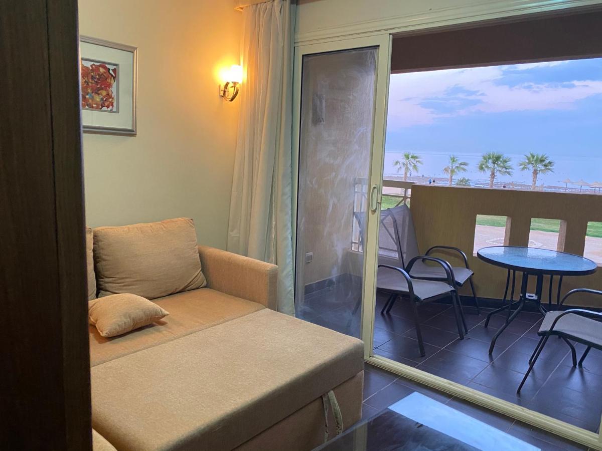 Porto South Beach Royal Sea View Families صف اول بحر مباشر Ain Sukhna Exterior foto