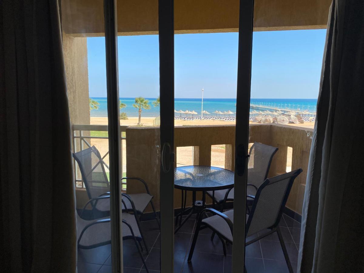 Porto South Beach Royal Sea View Families صف اول بحر مباشر Ain Sukhna Exterior foto